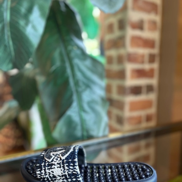 Chanel Tweed slides with rubber massage soles in size 40 Authentic - Picture 15 of 15